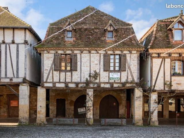 Maison 6 pièces 180 m²