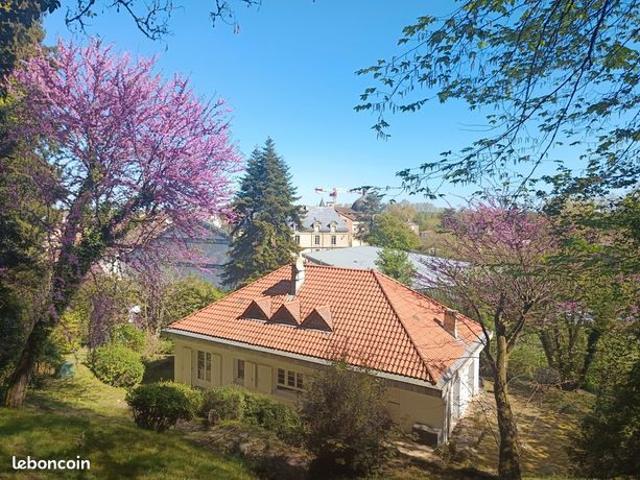 Maison 6 pièces 180 m²
