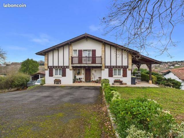 Maison 6 pièces 180 m²