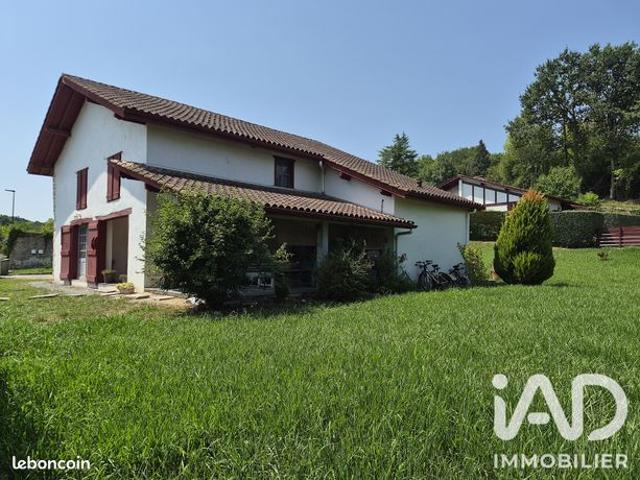 Maison 6 pièces 180 m²