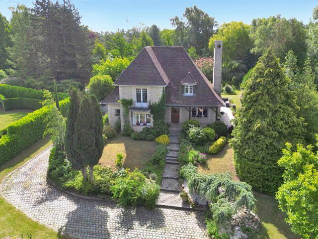 Maison 6 pièces 180 m²