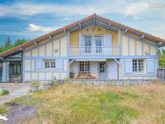 Maison 6 pièces 180 m²