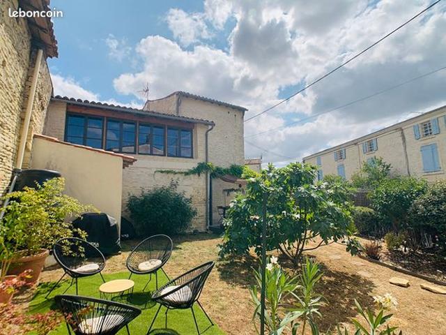 Maison 6 pièces 180 m²