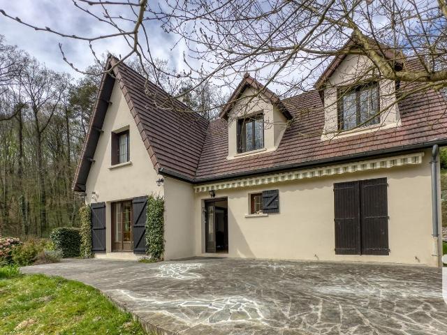 Maison 6 pièces 180 m²