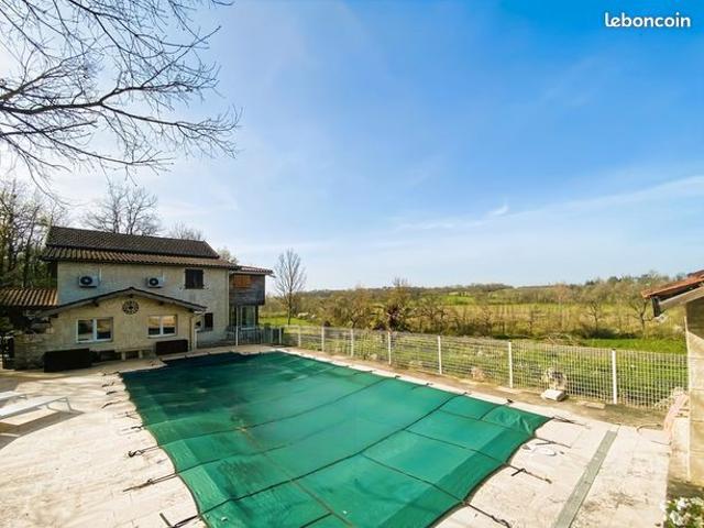 Maison 6 pièces 180 m²