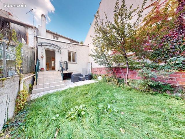 Maison 6 pièces 180 m²