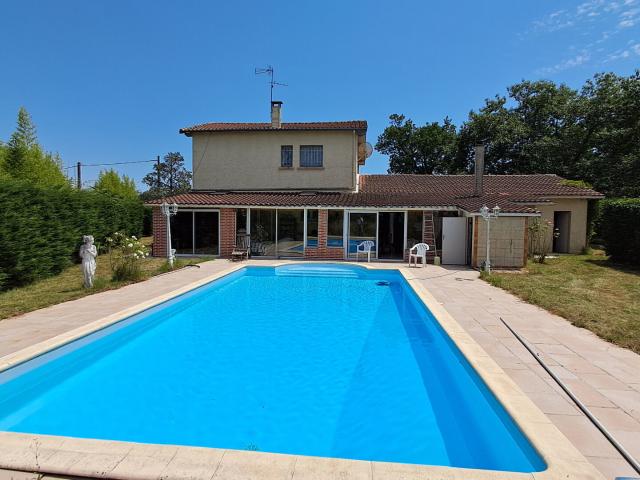Maison 6 pièces 180 m²
