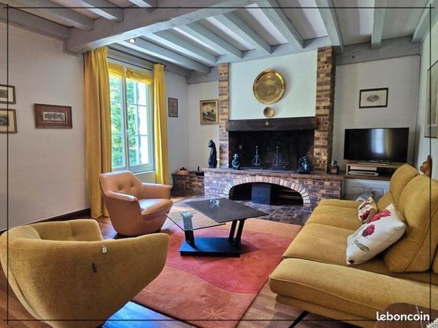 Maison 6 pièces 180 m²