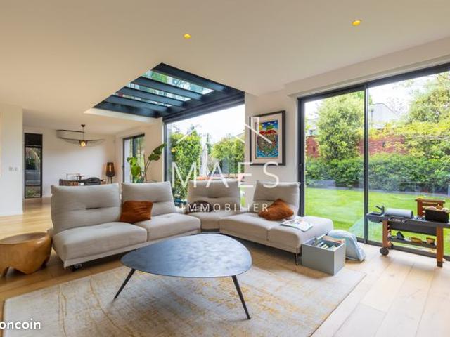 Maison 6 pièces 180 m²