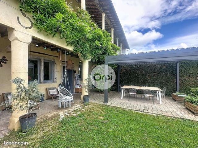 Maison 6 pièces 180 m²