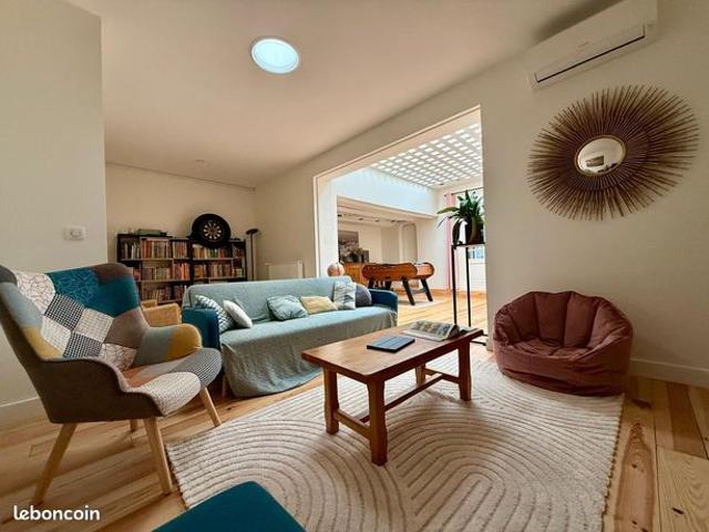 Maison 6 pièces 180 m²