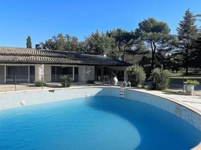 Maison 6 pièces 180 m²