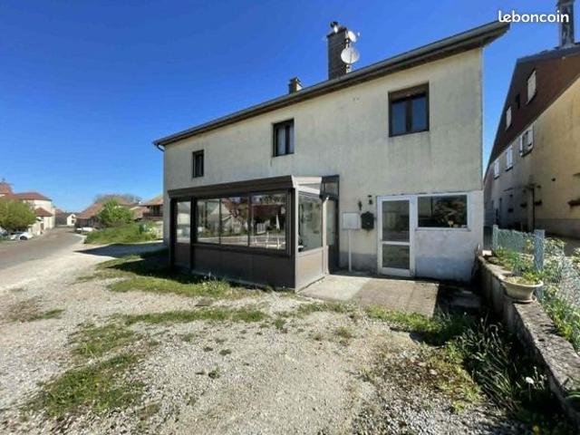 Maison 6 pièces 180 m²