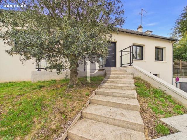 Maison 6 pièces 180 m²