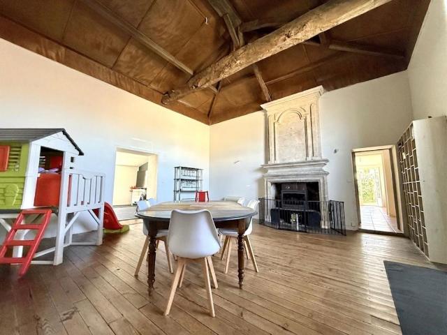 Maison 6 pièces 180 m²