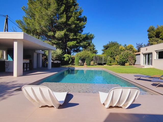 Maison 6 pièces 180 m²