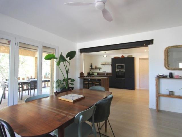 Maison 6 pièces 180 m²