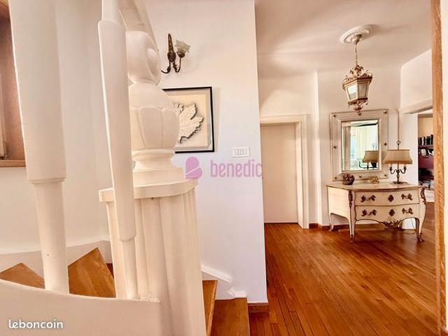 Maison 6 pièces 180 m²