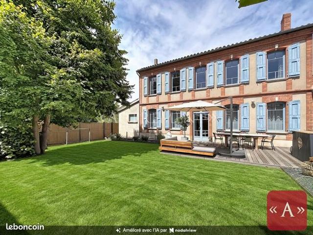 Maison 6 pièces 180 m²