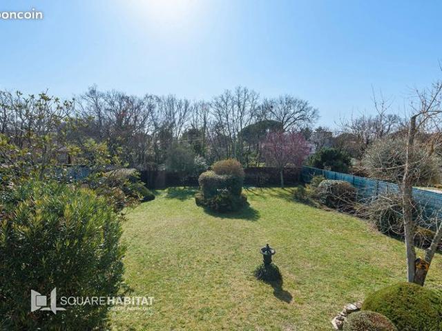 Maison 6 pièces 180 m²