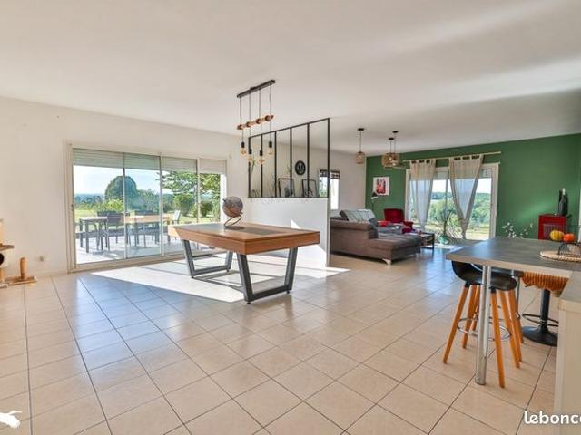 Maison 6 pièces 180 m²