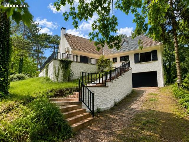 Maison 6 pièces 180 m²
