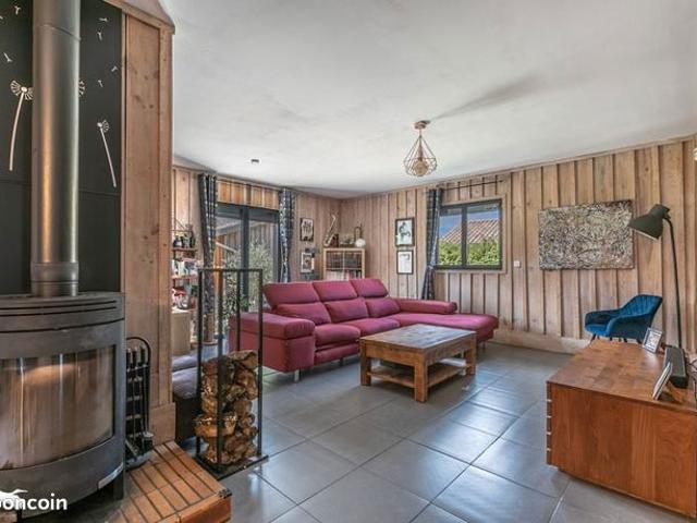 Maison 6 pièces 180 m²