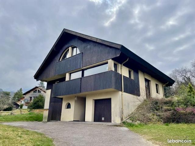 Maison 6 pièces 180 m²