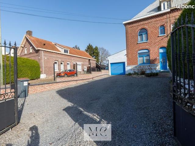 Maison 6 pièces 180 m²