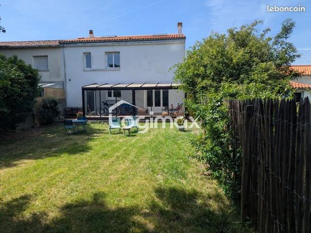Maison 6 pièces 180 m²