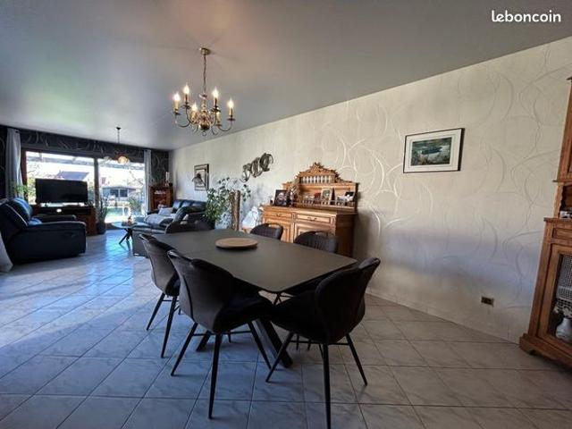 Maison 6 pièces 180 m²