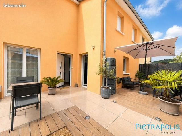 Maison 6 pièces 180 m²