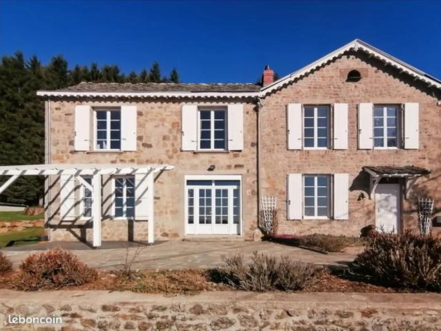 Maison 6 pièces 180 m²