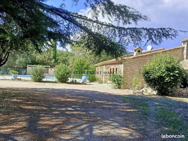 Maison 6 pièces 180 m²