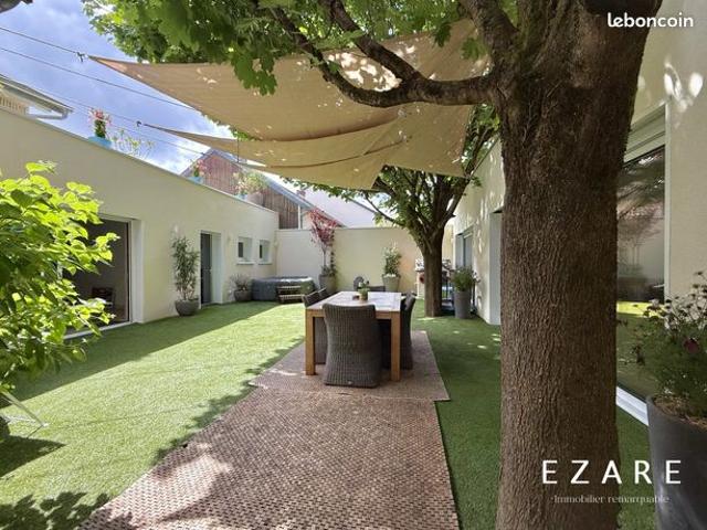 Maison 6 pièces 180 m²