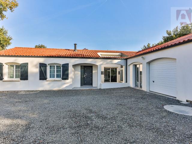 Maison 6 pièces 180 m²