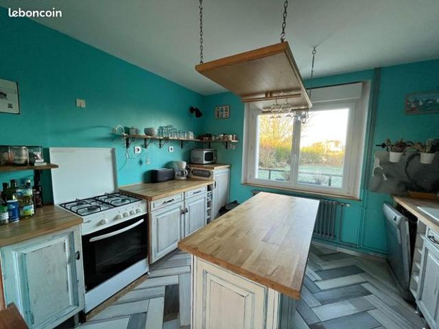 Maison 6 pièces 180 m²