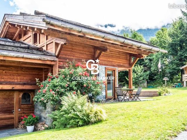 Maison 6 pièces 180 m²