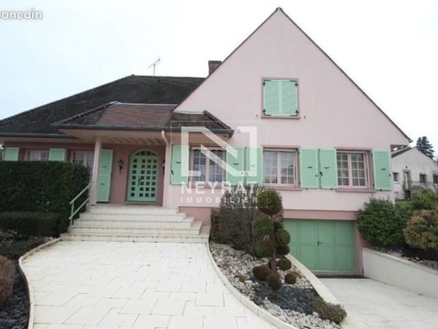 Maison 6 pièces 180 m²