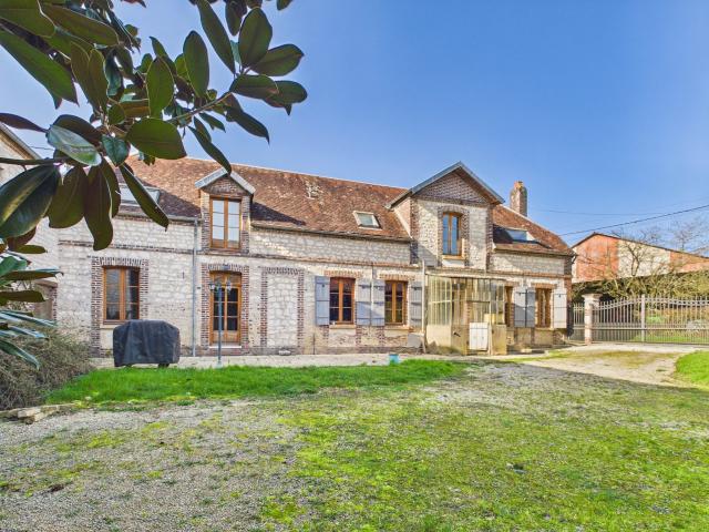 Maison 6 pièces 180 m²