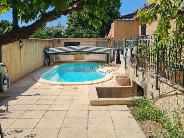 Maison 6 pièces 180 m²