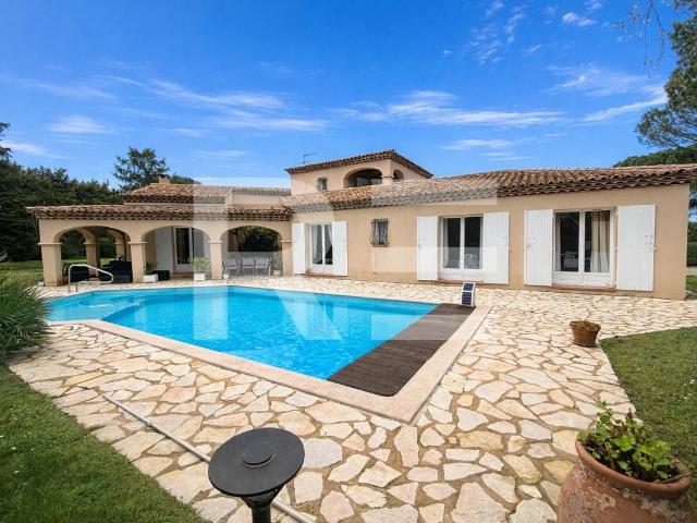Maison 6 pièces 180 m²