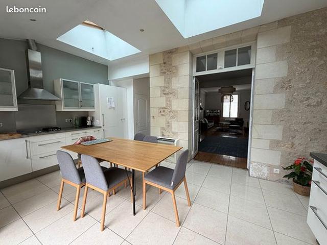 Maison 6 pièces 180 m²