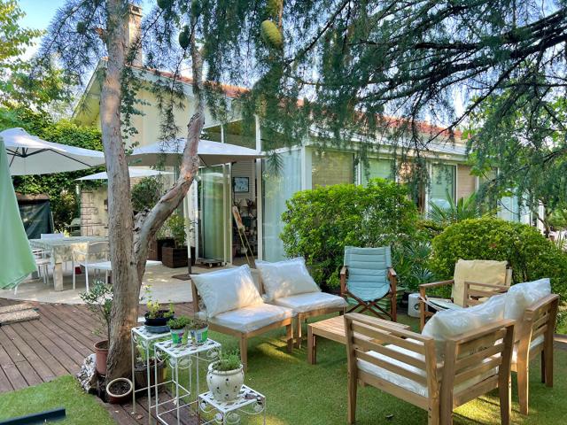 Maison 6 pièces 180 m²
