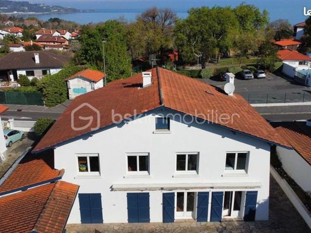 Maison 6 pièces 180 m²