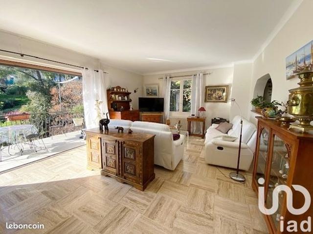 Maison 6 pièces 181 m²
