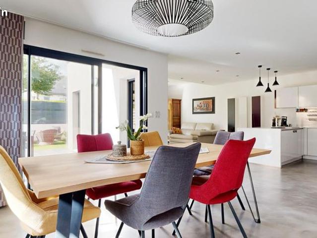 Maison 6 pièces 181 m²