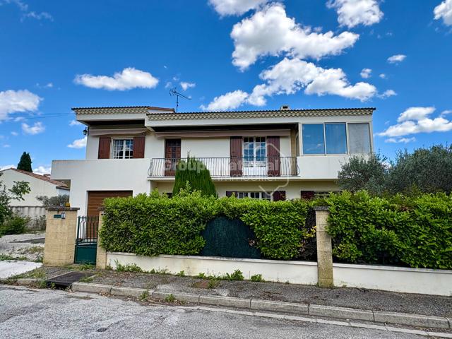 Maison 6 pièces 181 m²