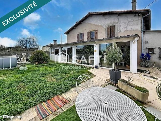 Maison 6 pièces 181 m²
