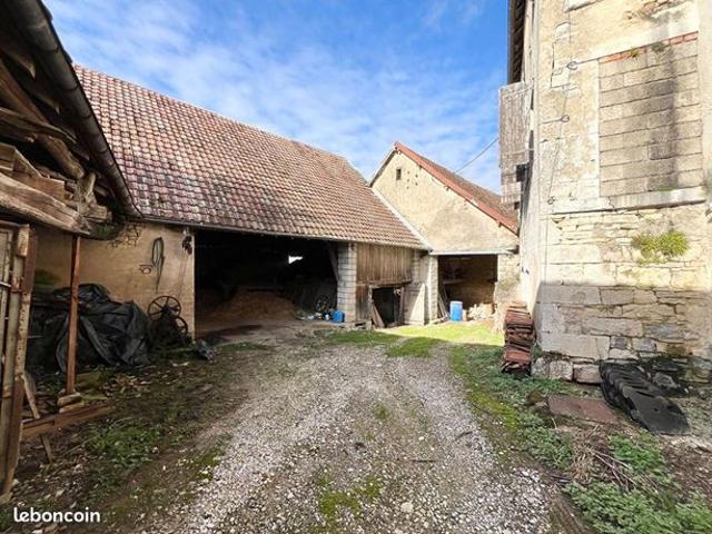 Maison 6 pièces 181 m²